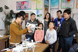 自动化学院“V爱”服务队 义务讲学与无人机科普点燃科技梦想